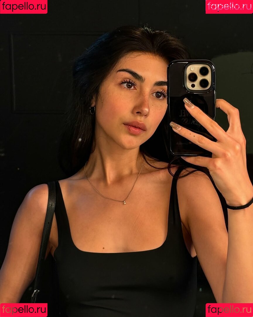 Alexa Mansour Onlyfans Photo Gallery 