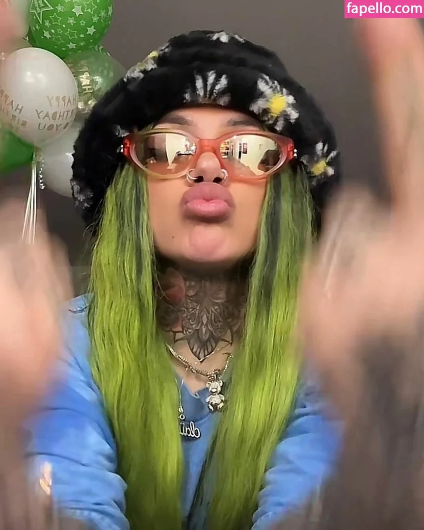 Purtygoth Onlyfans Photo Gallery 