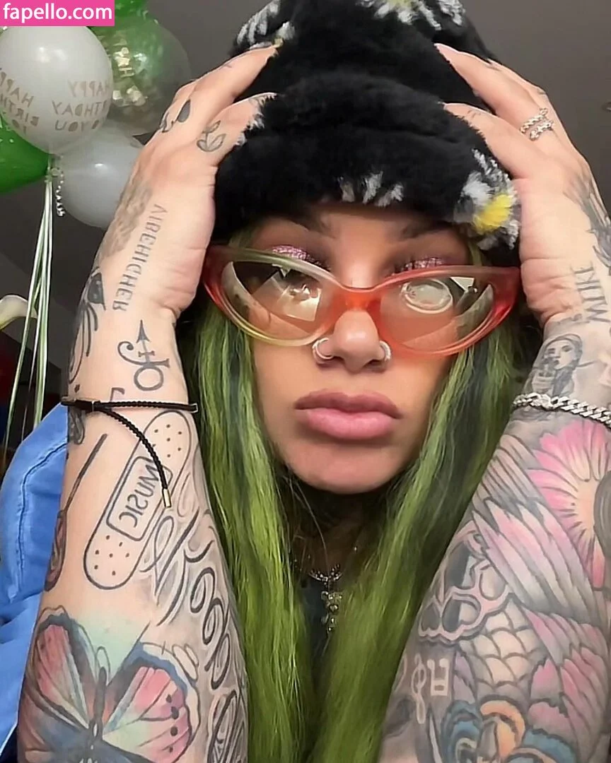 Purtygoth Onlyfans Photo Gallery 