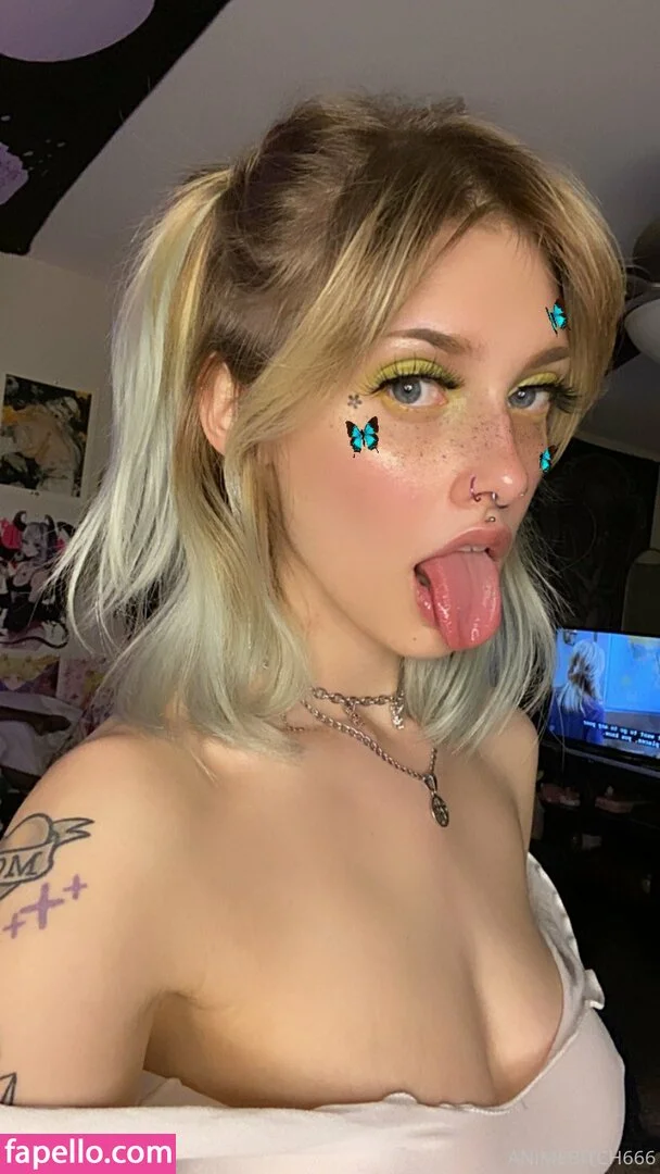 animebitch666 Onlyfans Photo Gallery 