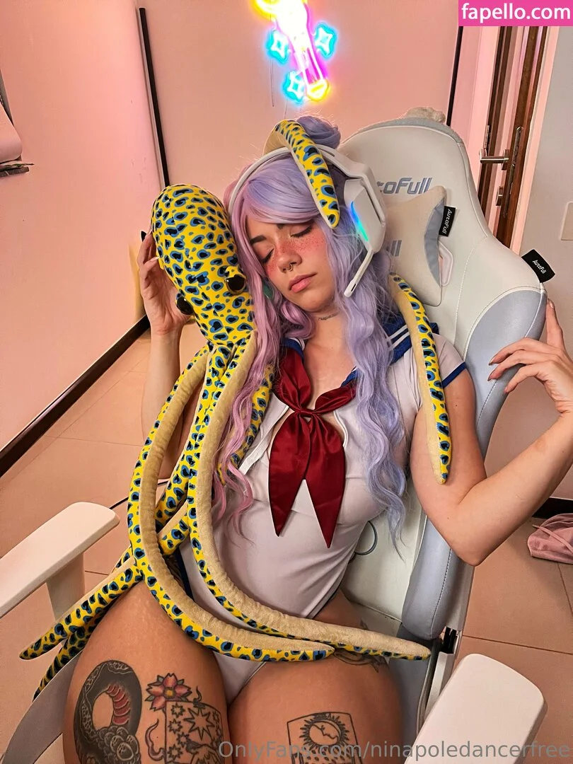 ninapoledancerfree Onlyfans Photo Gallery 