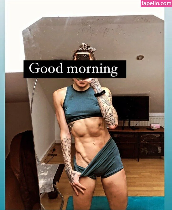 Lois Pacitto Onlyfans Photo Gallery 