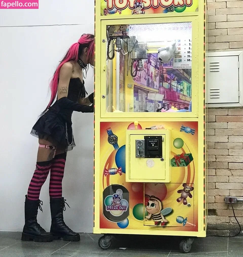 YoiFox Onlyfans Photo Gallery 