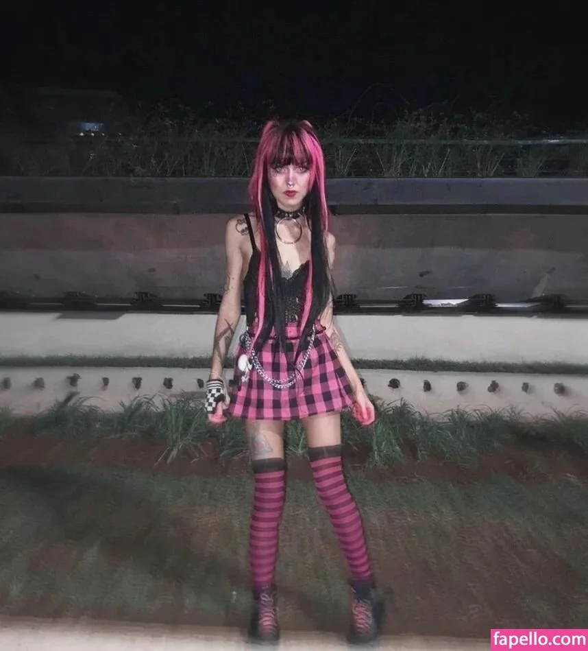 YoiFox Onlyfans Photo Gallery 