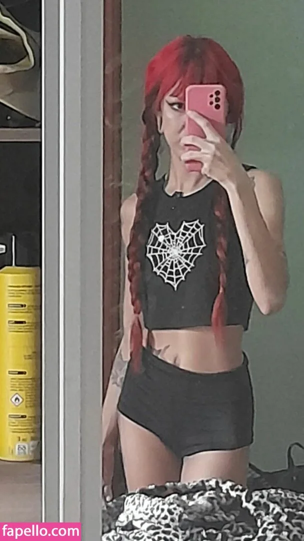 YoiFox Onlyfans Photo Gallery 