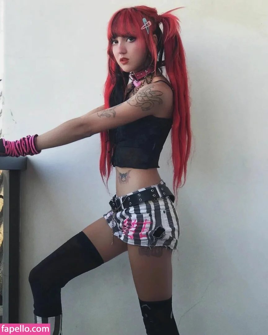 YoiFox Onlyfans Photo Gallery 