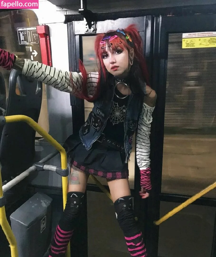 YoiFox Onlyfans Photo Gallery 