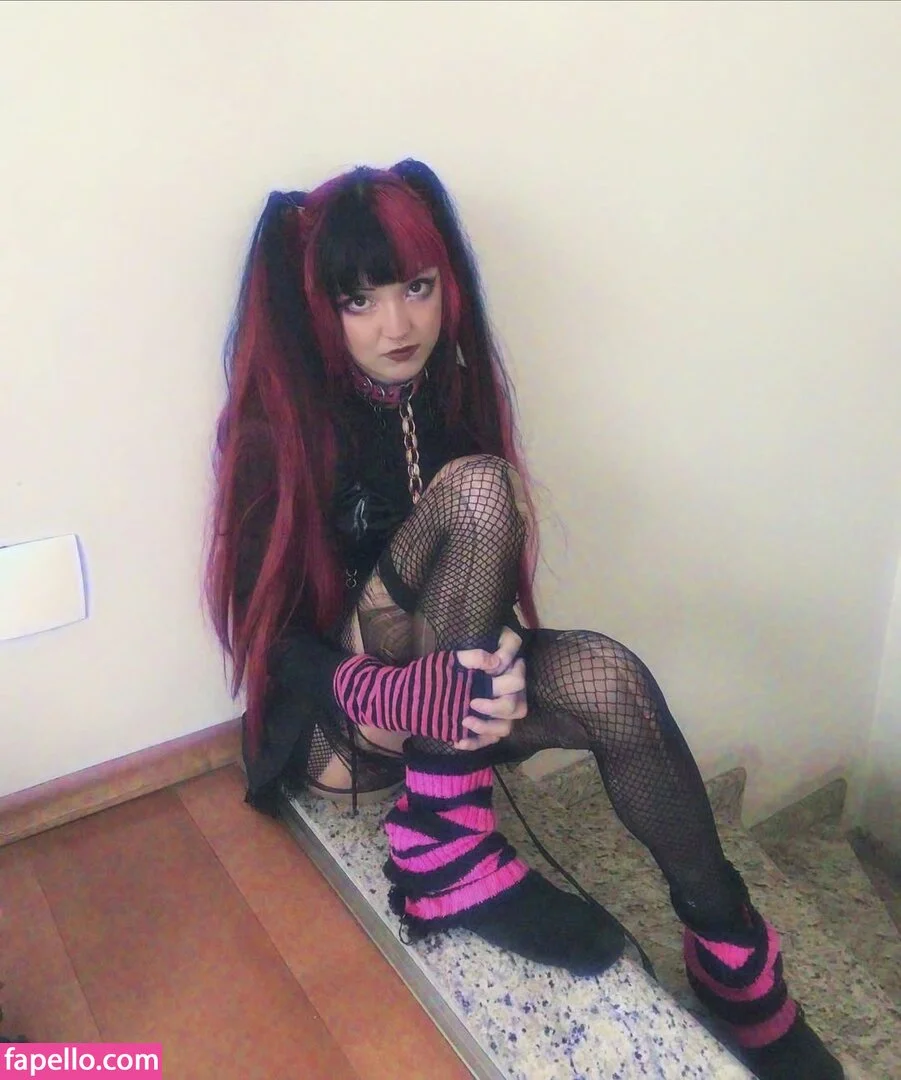 YoiFox Onlyfans Photo Gallery 