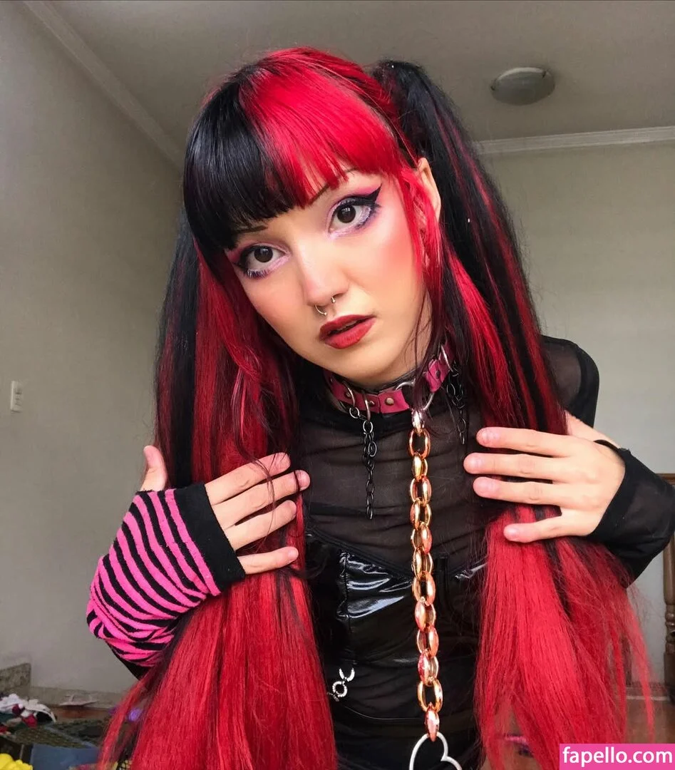 YoiFox Onlyfans Photo Gallery 