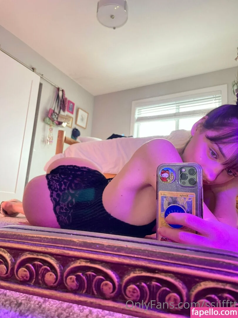 Flaurescent Onlyfans Photo Gallery 