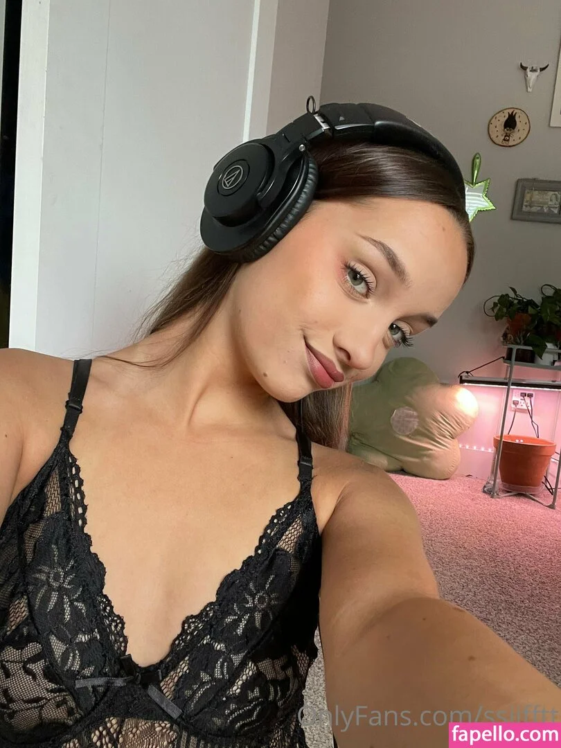 Flaurescent Onlyfans Photo Gallery 