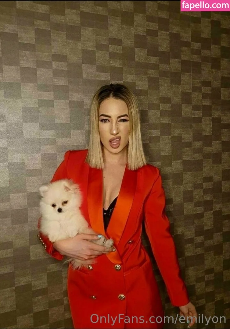 emilyon Onlyfans Photo Gallery 
