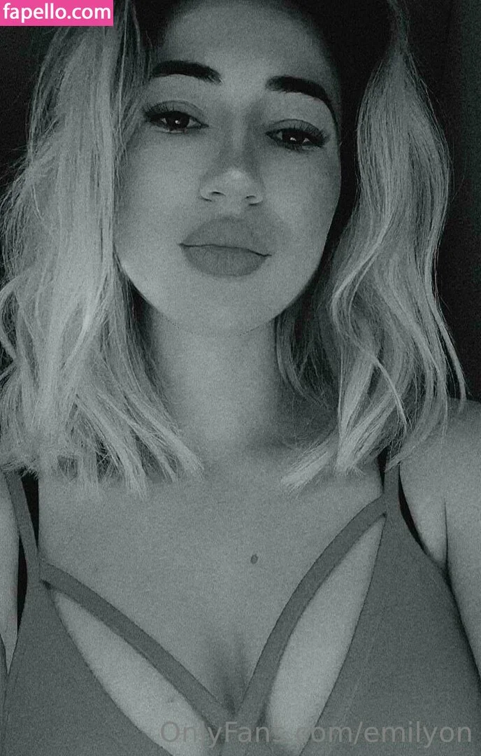 emilyon Onlyfans Photo Gallery 