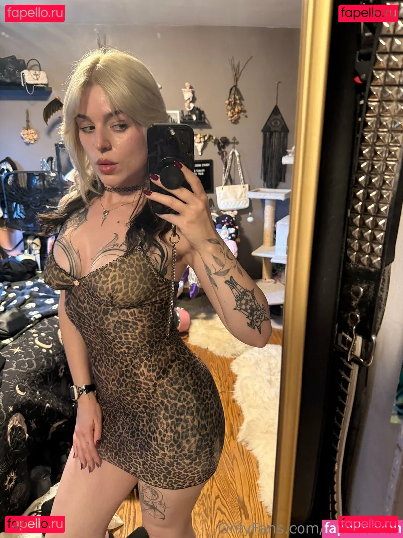 nicoletters Onlyfans Photo Gallery 