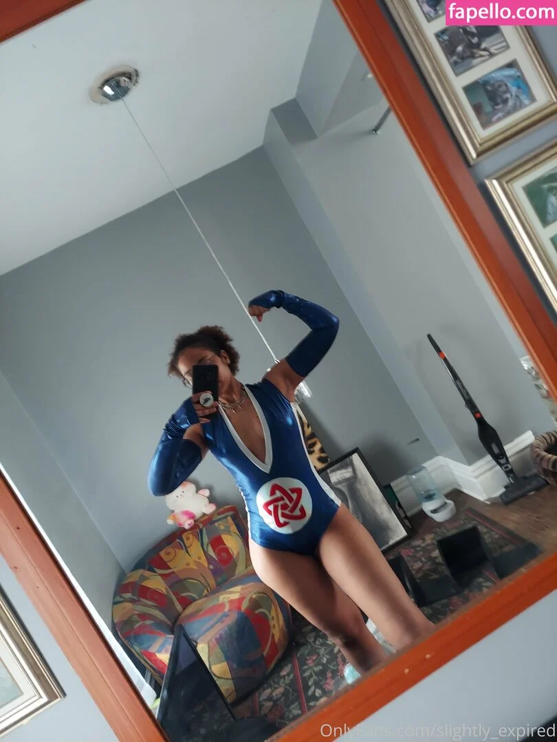 Slightly Expired Onlyfans Photo Gallery 