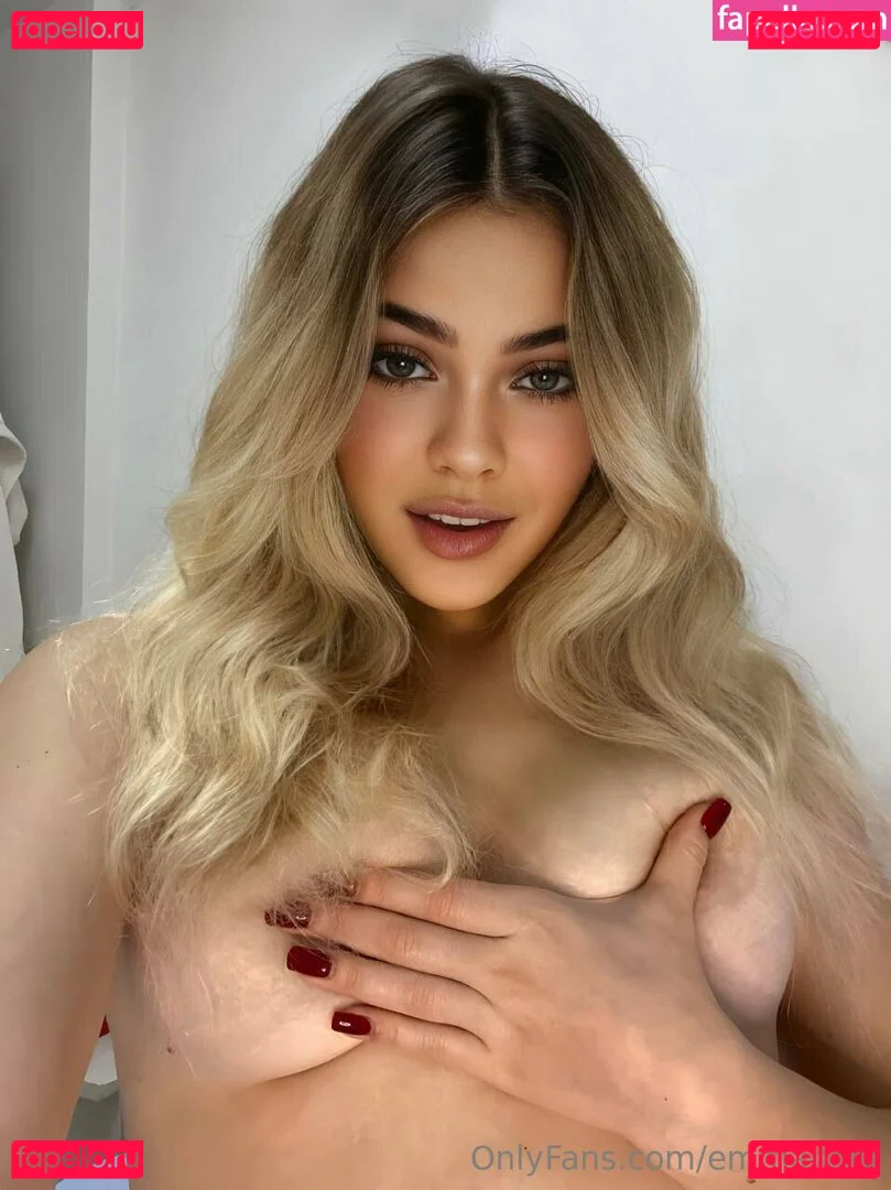 emmapaid Onlyfans Photo Gallery 