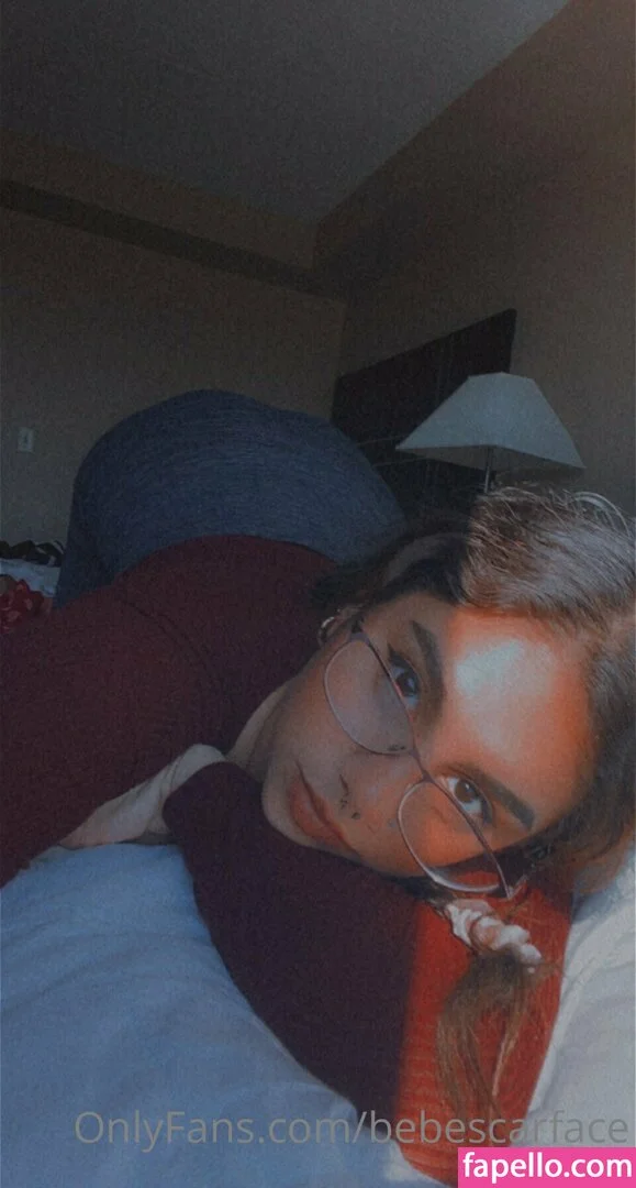 v4l3r1113 Onlyfans Photo Gallery 