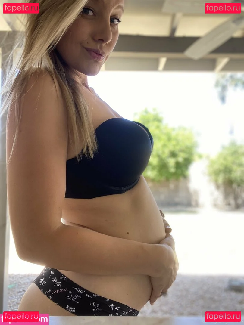 myarykerx Onlyfans Photo Gallery 