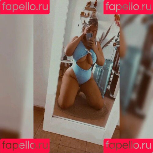 clemenbujazha Onlyfans Photo Gallery 