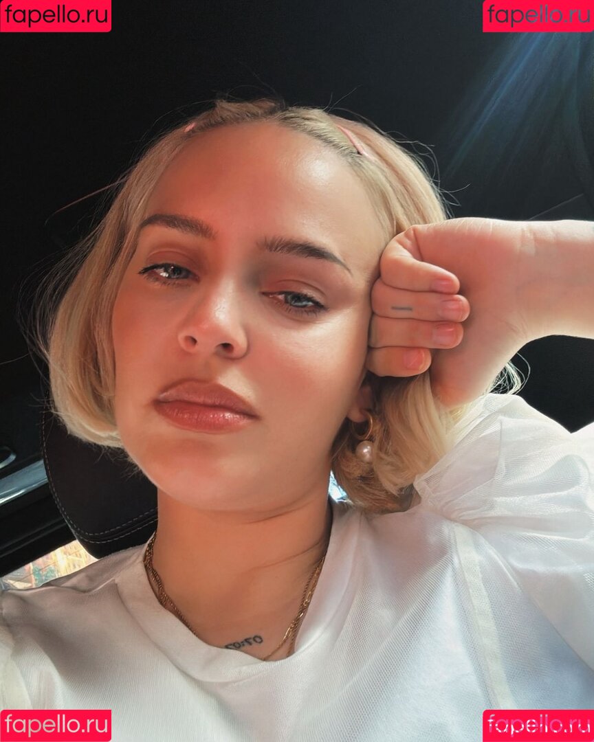 ayanami_reii Onlyfans Photo Gallery 