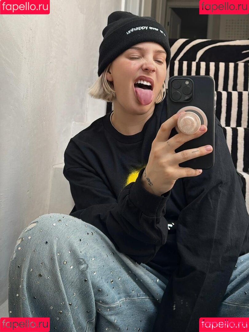 ayanami_reii Onlyfans Photo Gallery 