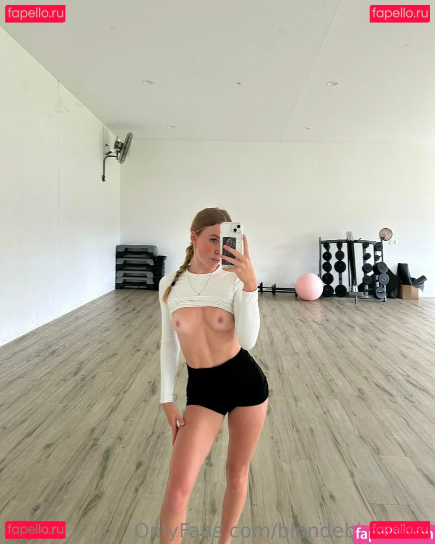 blondebhabiexx Onlyfans Photo Gallery 