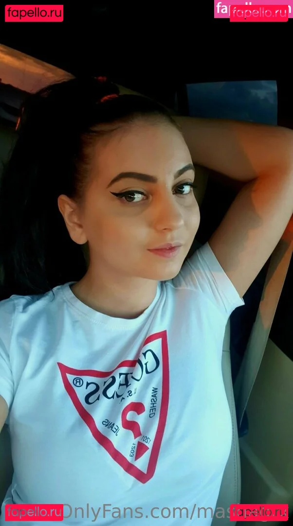 Mashagrx Onlyfans Photo Gallery 