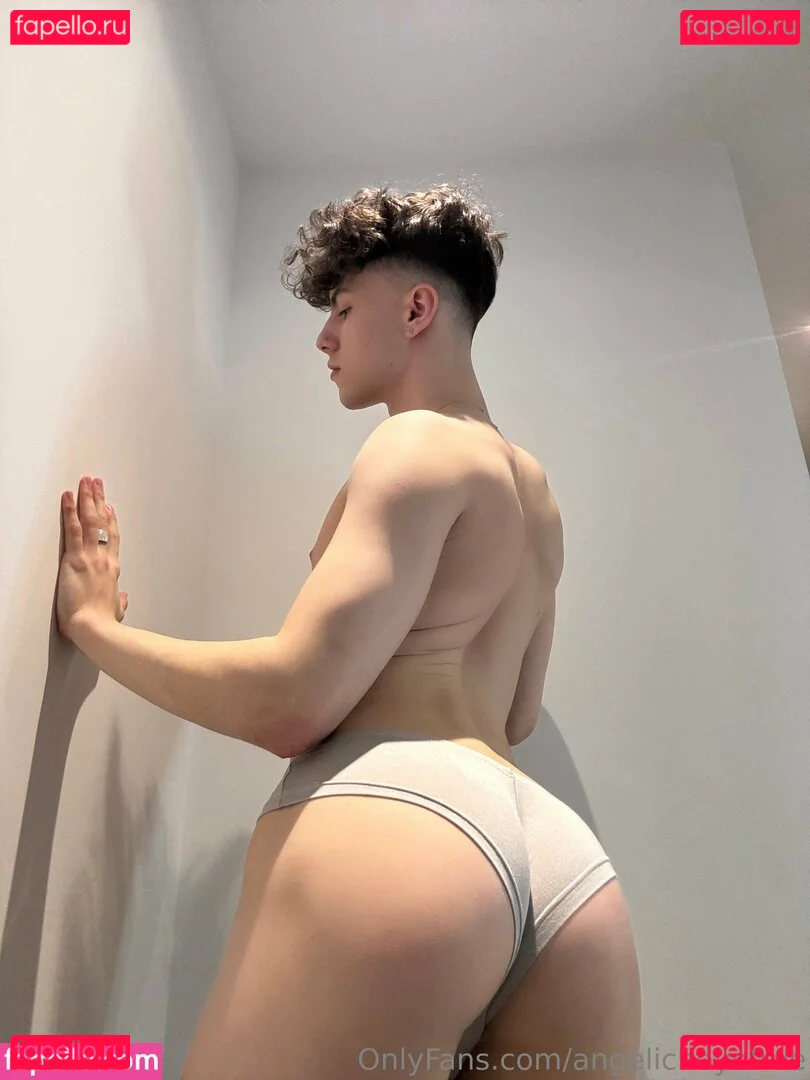 angelicboyofree Onlyfans Photo Gallery 