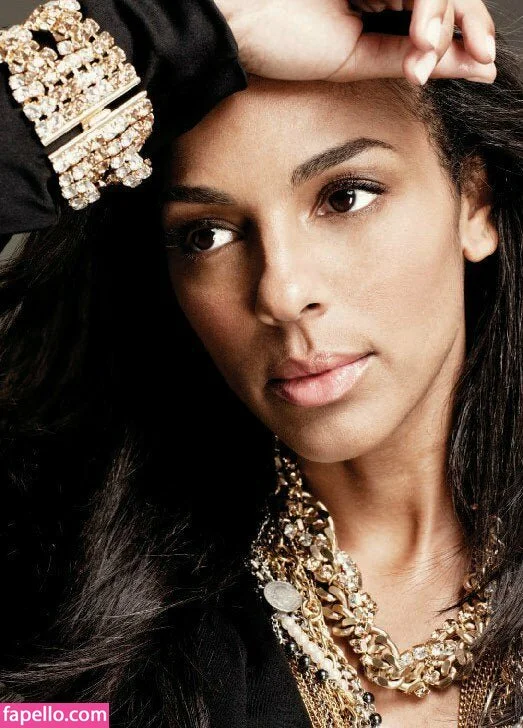 Marsha Thomason Onlyfans Photo Gallery 