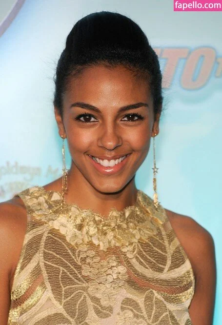 Marsha Thomason Onlyfans Photo Gallery 