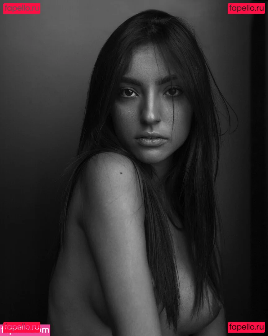 Mathilde Lasry Onlyfans Photo Gallery 