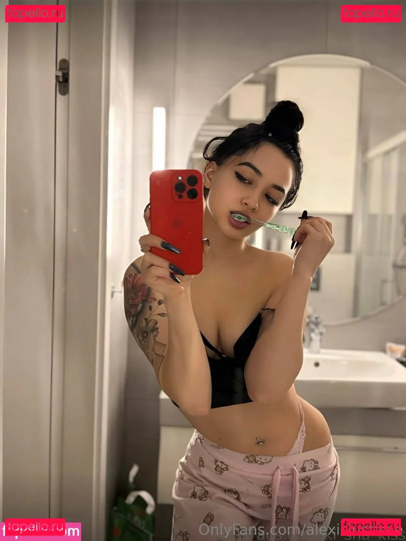 alexislustfree Onlyfans Photo Gallery 