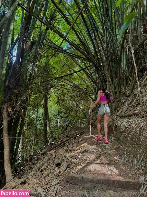 bustypetitemyra Onlyfans Photo Gallery 