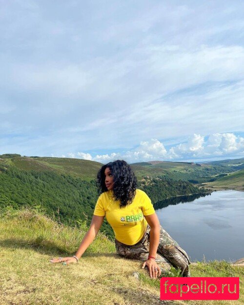 SZA Onlyfans Photo Gallery 