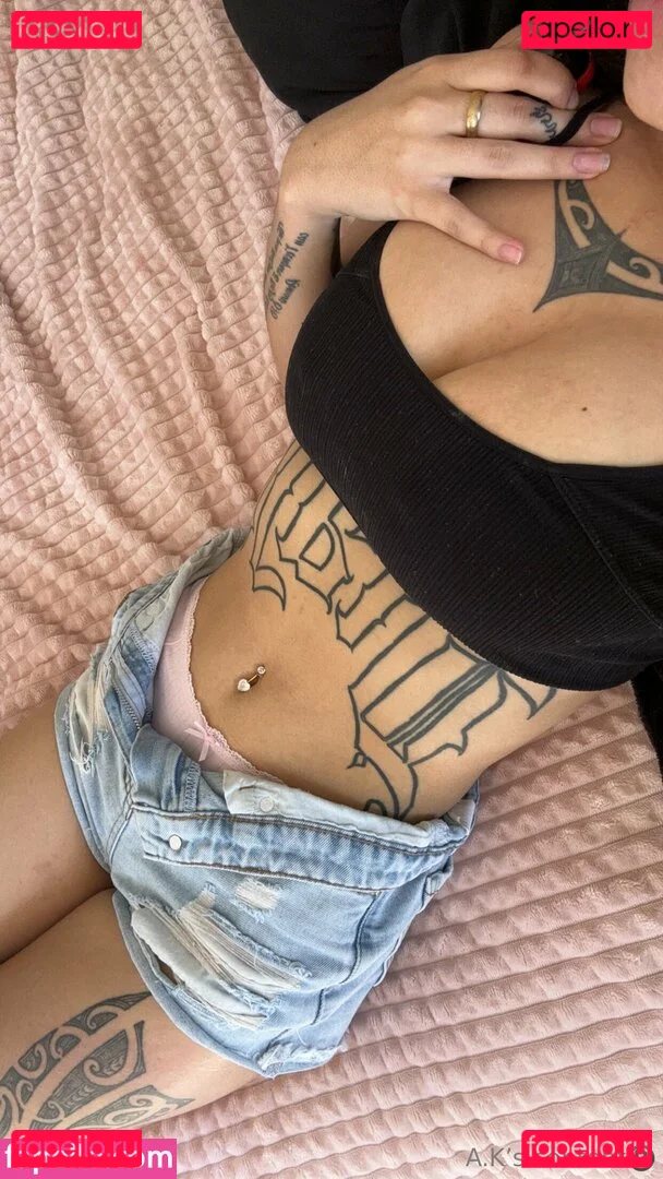 anaherasworld Onlyfans Photo Gallery 