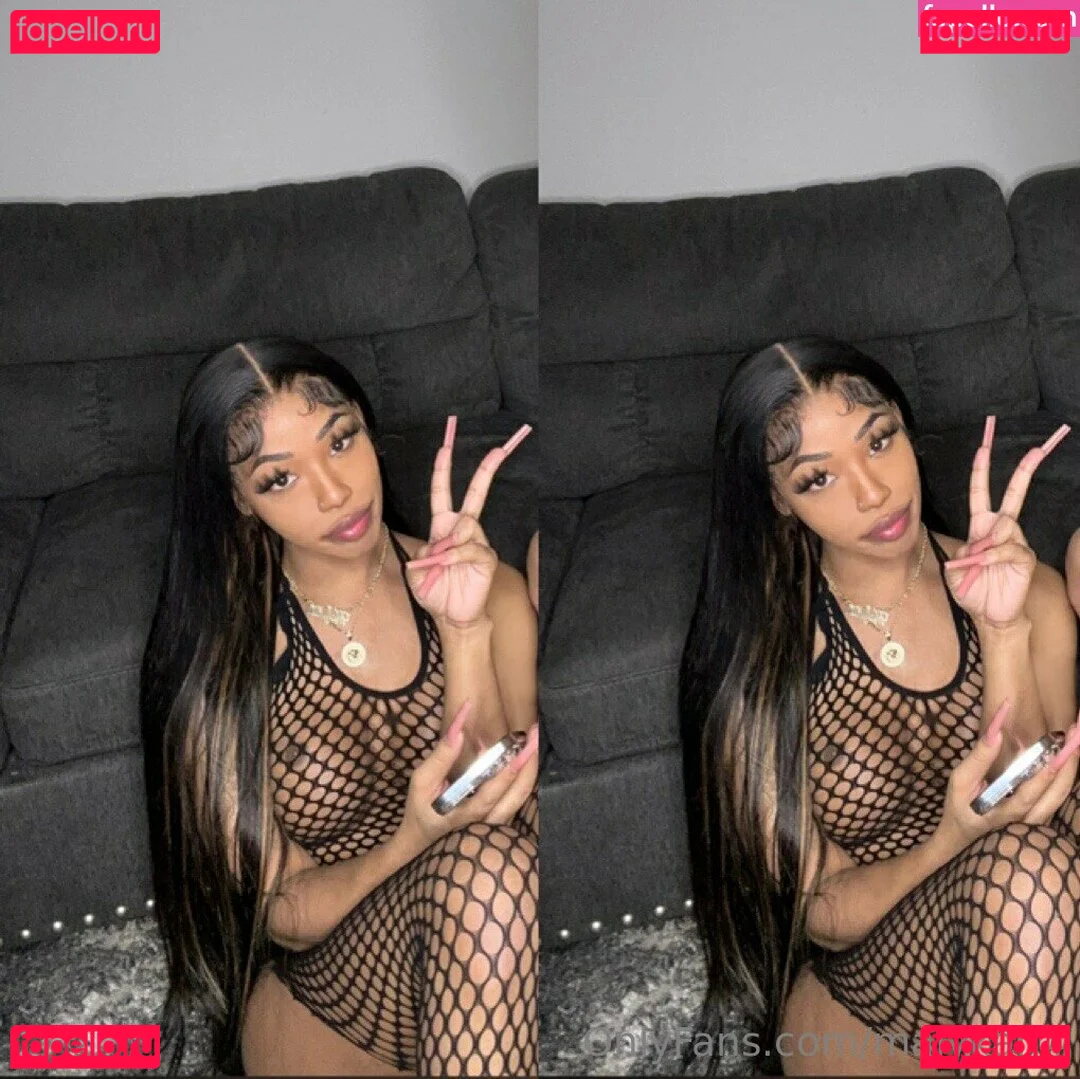 malykah4 Onlyfans Photo Gallery 