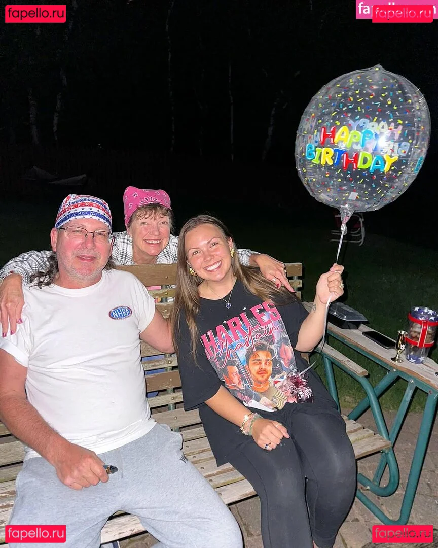 brookesbiglife Onlyfans Photo Gallery 