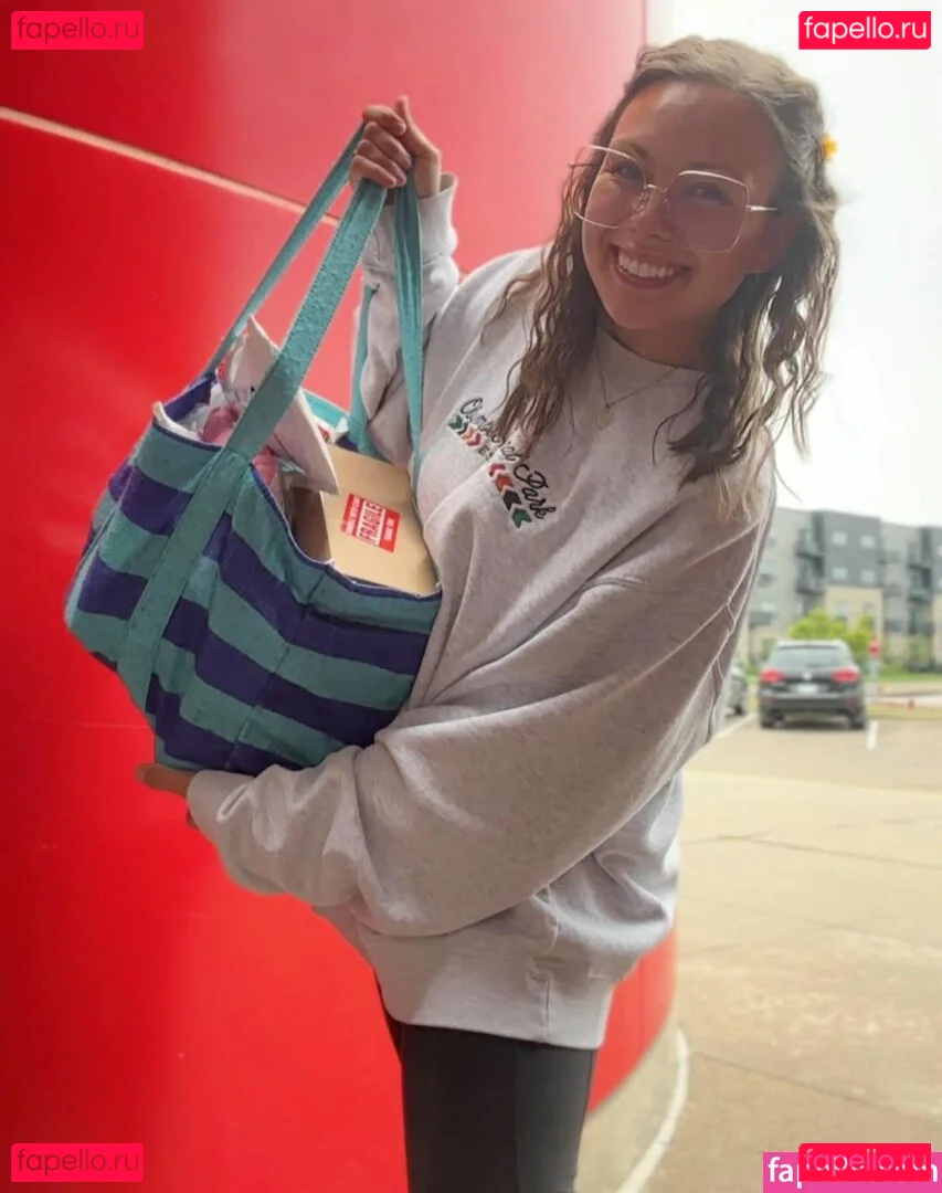 brookesbiglife Onlyfans Photo Gallery 