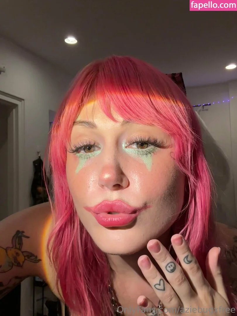 aziebugxfree Onlyfans Photo Gallery 