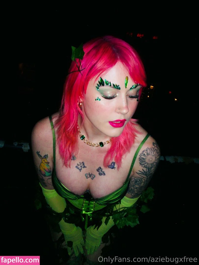 aziebugxfree Onlyfans Photo Gallery 