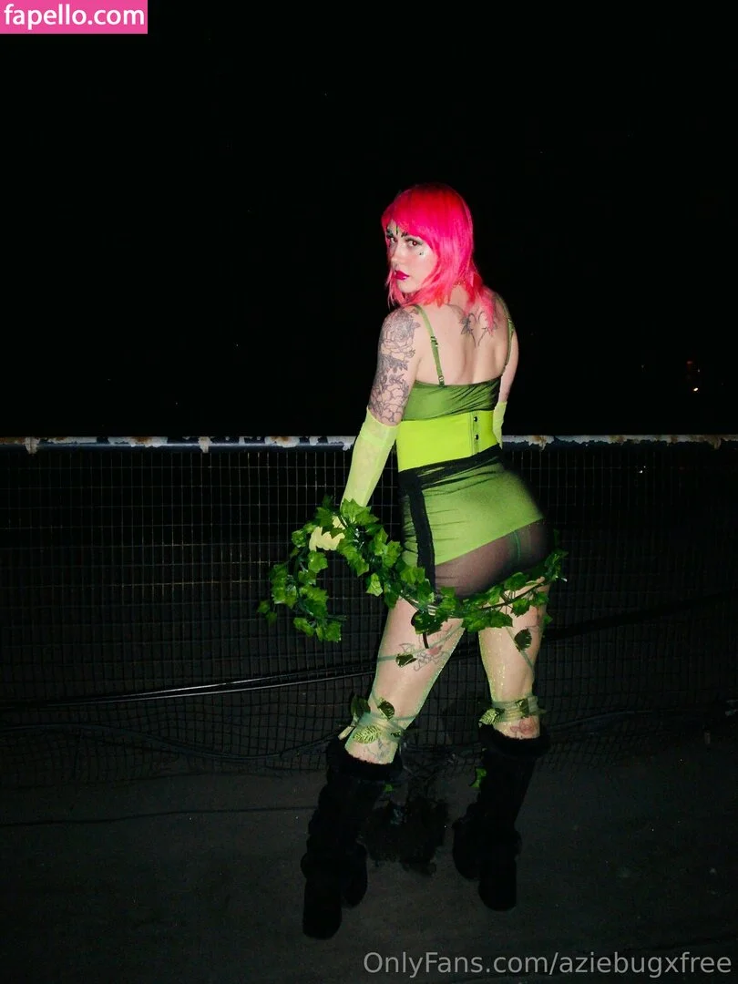 aziebugxfree Onlyfans Photo Gallery 