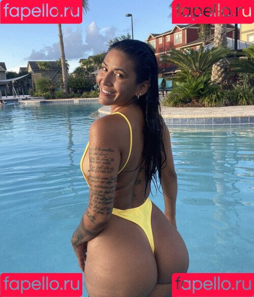 Yas Or Nathali Nostades