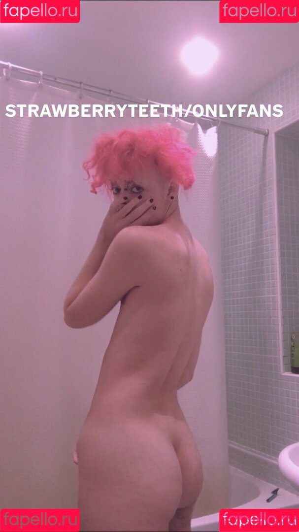 strawberryteeth Onlyfans Photo Gallery 