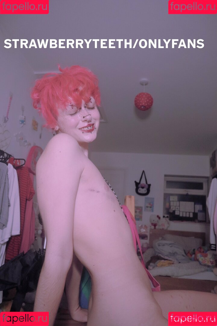 strawberryteeth Onlyfans Photo Gallery 