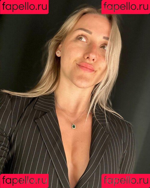 Ellen Åkesson Onlyfans Photo Gallery 