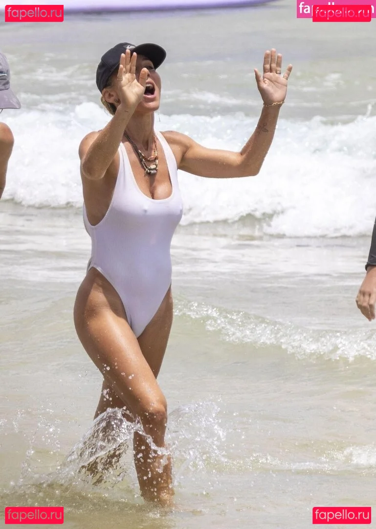 Elsa Pataky Onlyfans Photo Gallery 