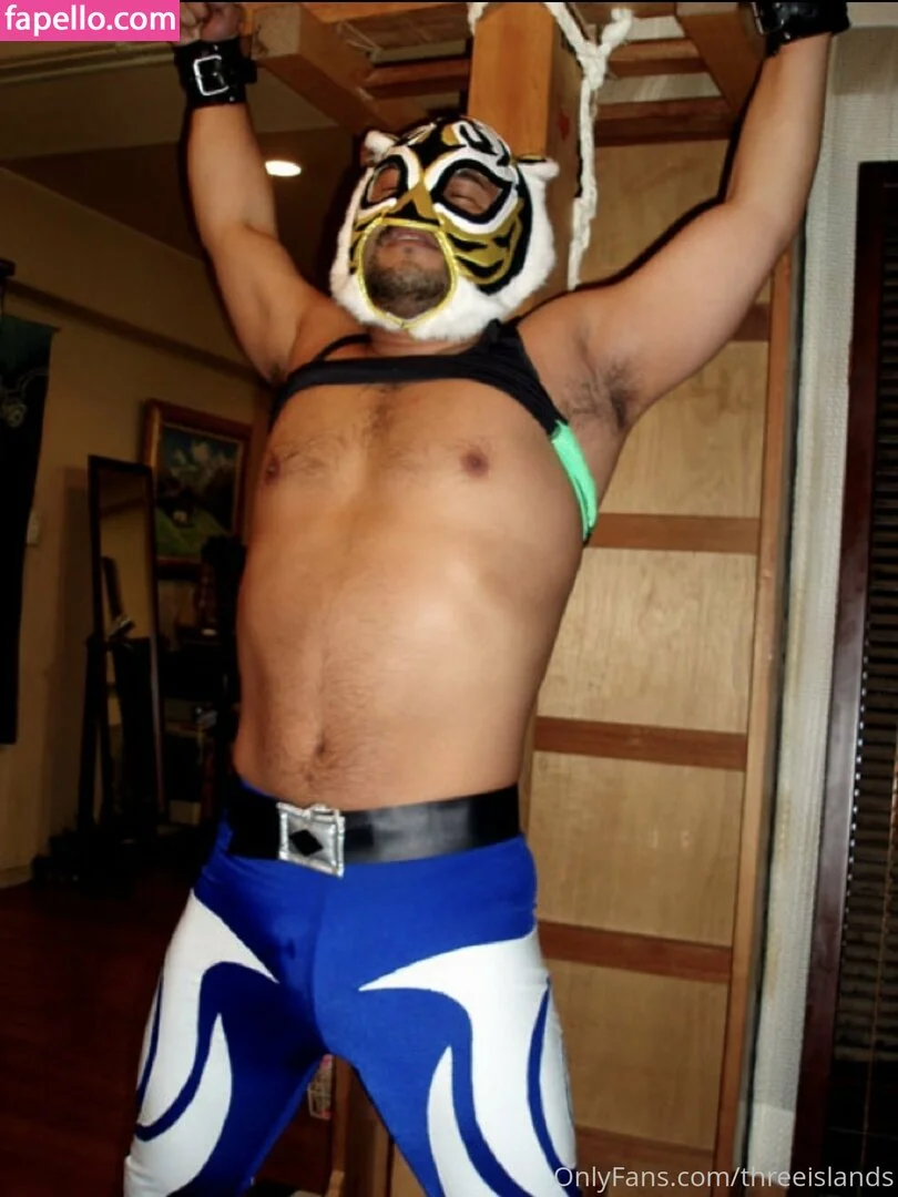 threeislands Onlyfans Photo Gallery 