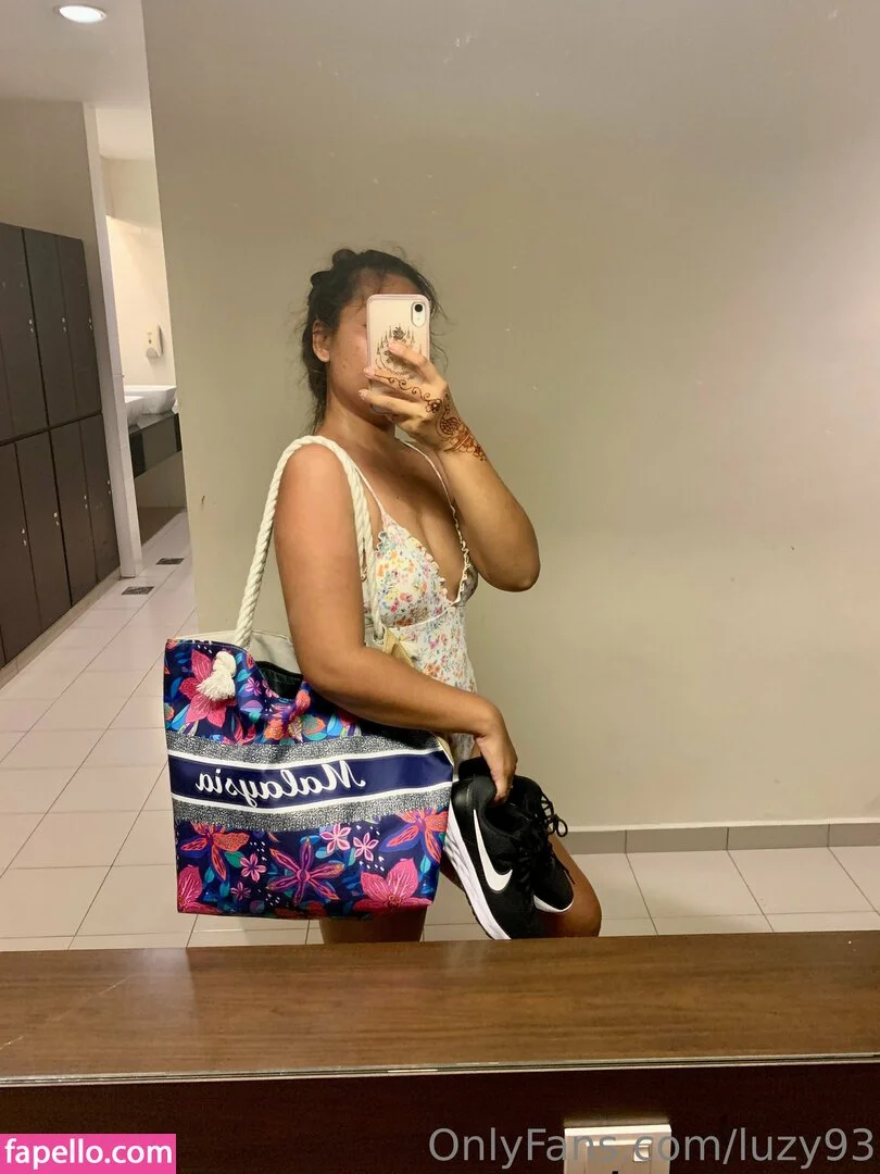 luzy93 Onlyfans Photo Gallery 