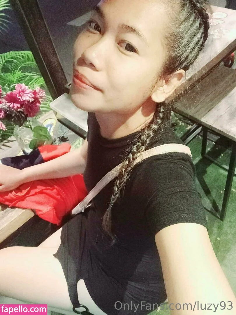 luzy93 Onlyfans Photo Gallery 