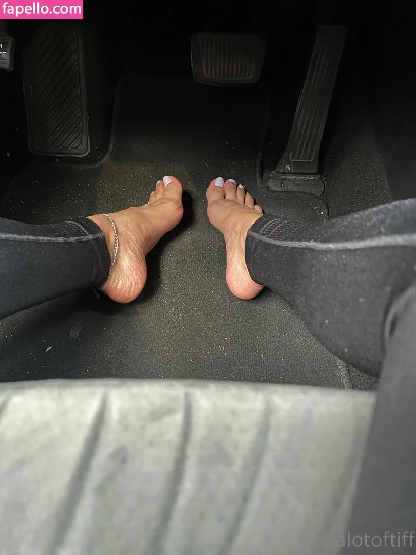 alotoftiff Onlyfans Photo Gallery 